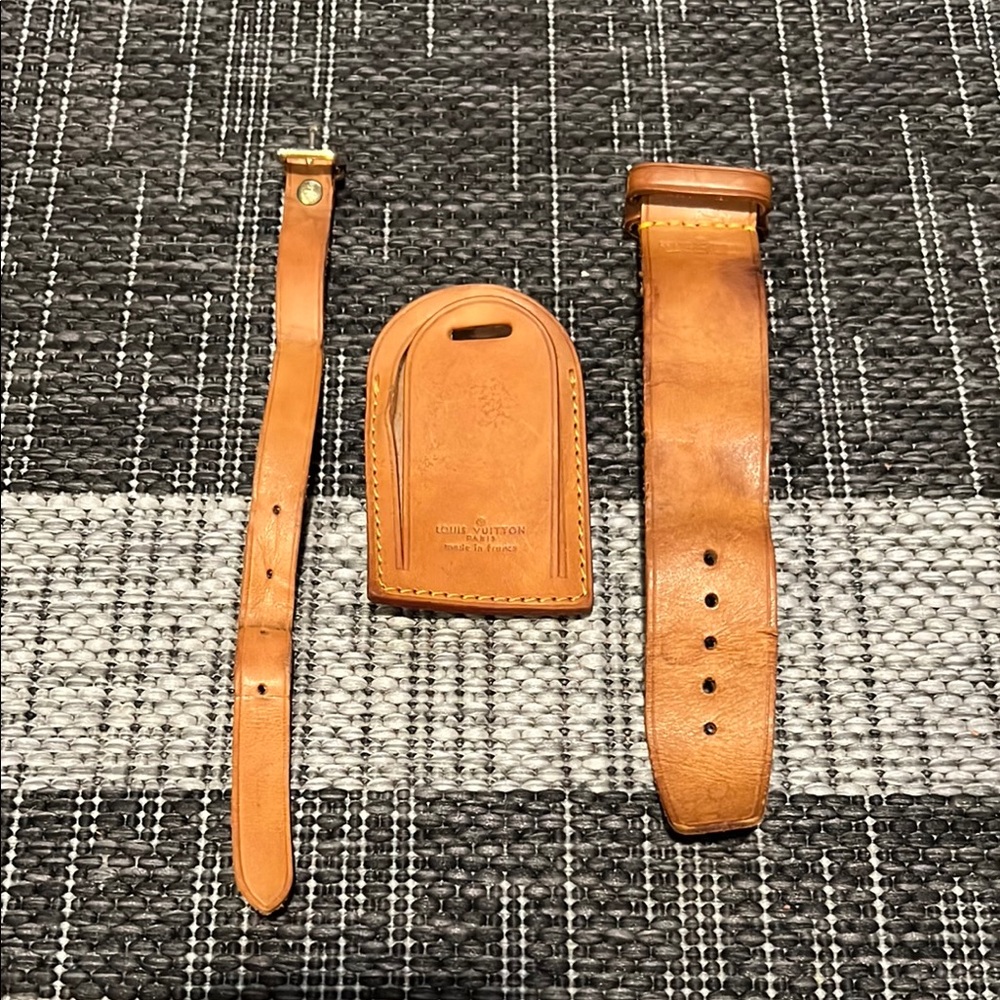 Louis Vuitton Tan Leather Luggage Tag Strap Set